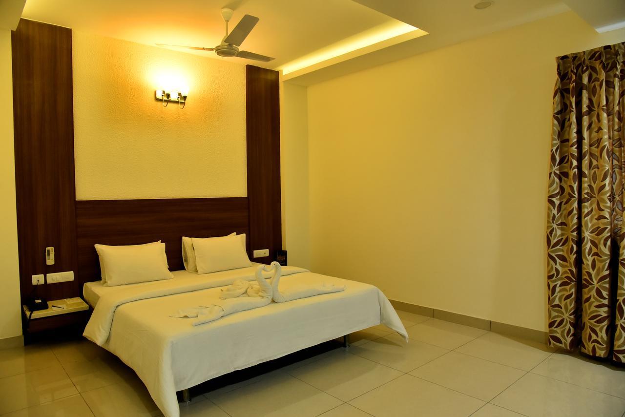 Hotel Rathna Residency Selam Zewnętrze zdjęcie