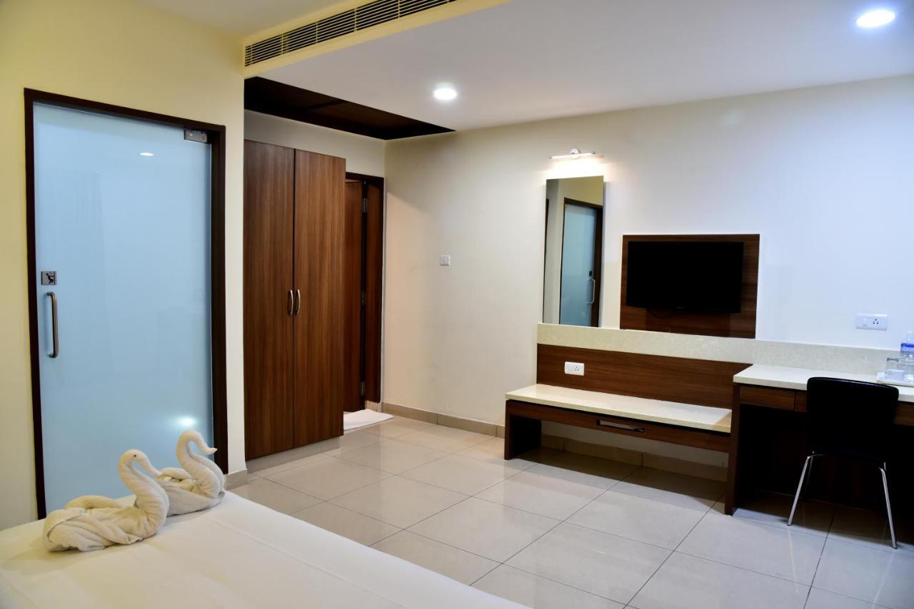 Hotel Rathna Residency Selam Zewnętrze zdjęcie